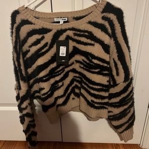 Women’s sweater
